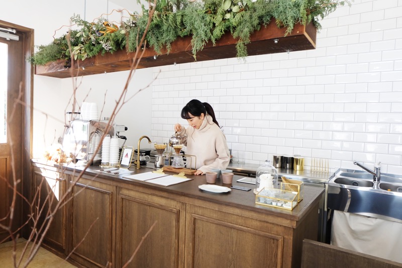 安城市のカフェ「トキイロコーヒー」さんを施工しました